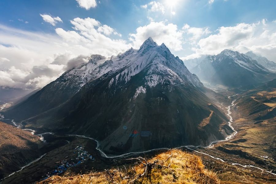 Beautiful Manaslu view in autumn season